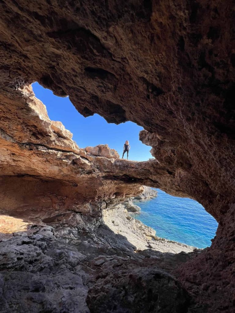 Secret caves close to the water’s edge: Join the "Natural Pools Hike Station" in Ibiza