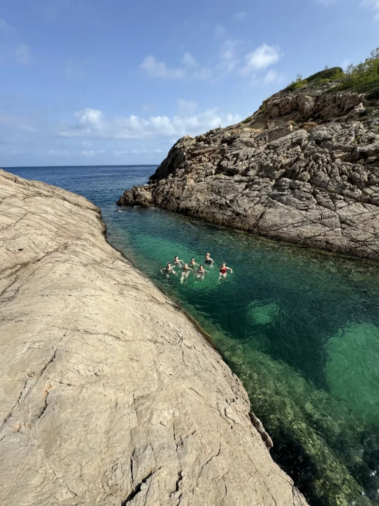 natural pools hike station 08