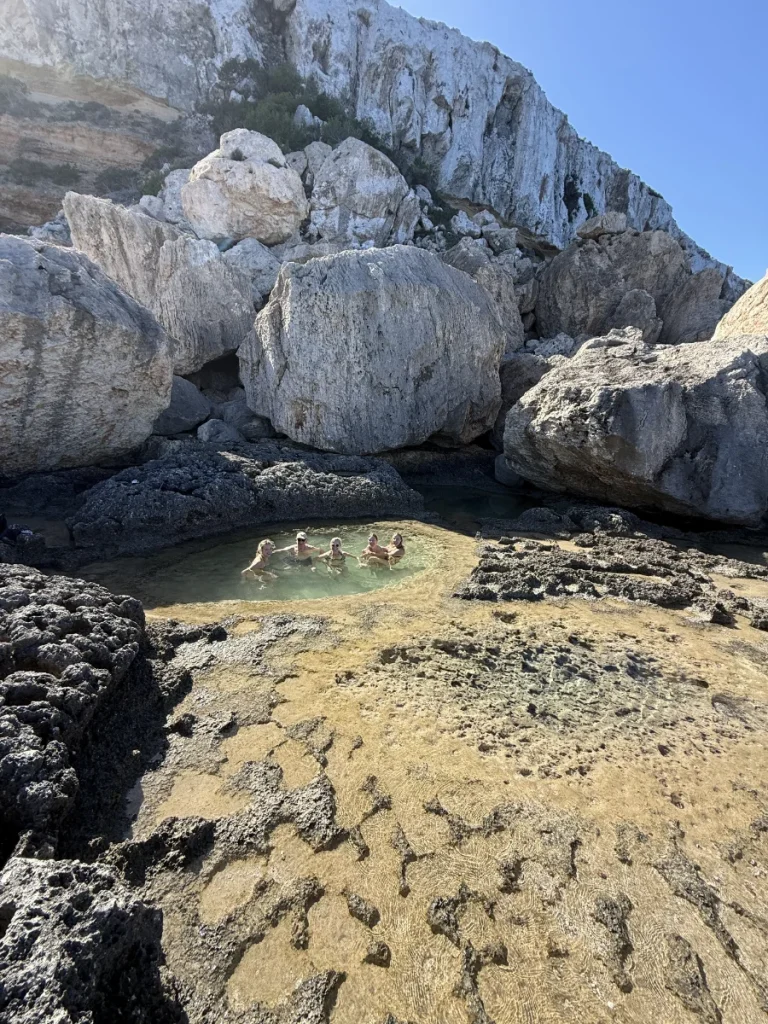 natural pool hike station beginner 02